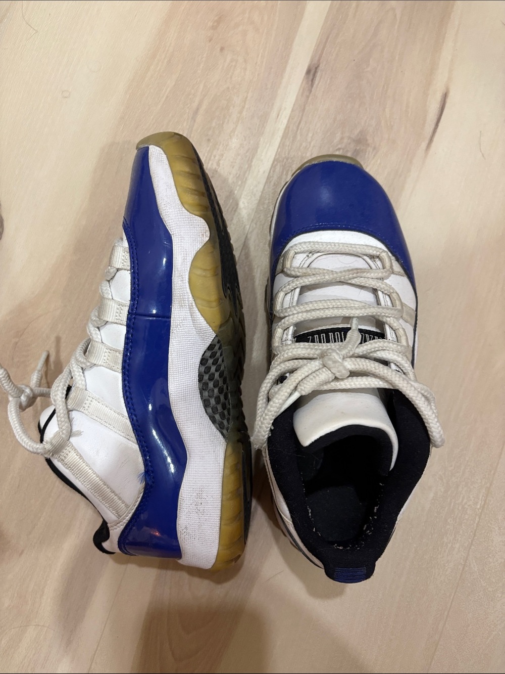 Air Jordan 11 Retro Low